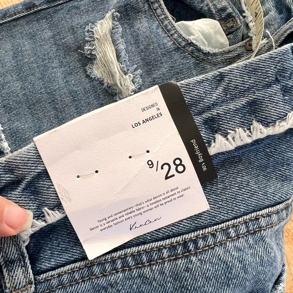 KAN CAN High Rise Destroyed 90s Boyfriend Jean size 28 NWOT - Picture 11 of 11
